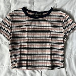 short sleeve crop top